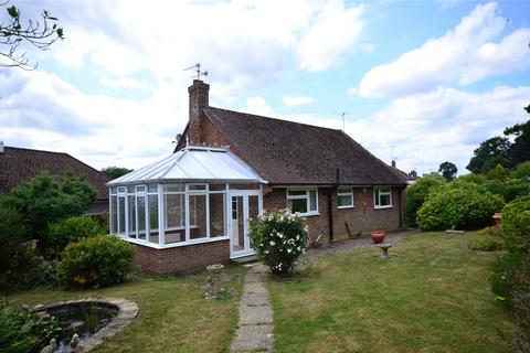 East Grinstead, West Sussex, RH19 2 bed bungalow for sale
