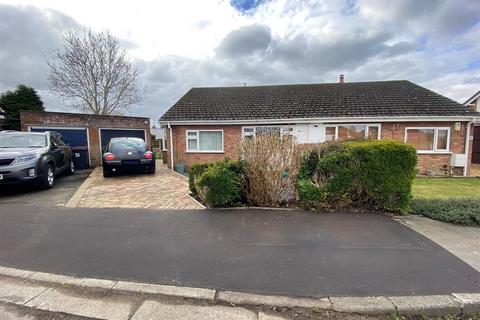 2 bedroom semi-detached bungalow for sale