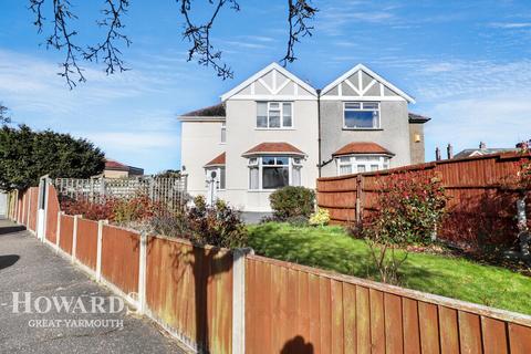 Hawkins Avenue, Great Yarmouth 3 bed semi