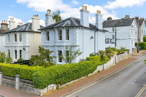 Prospect Road, Tunbridge Wells, TN2 4 bed detached house for sale