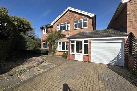 Truro Close, Lichfield 3 bed detached house for sale
