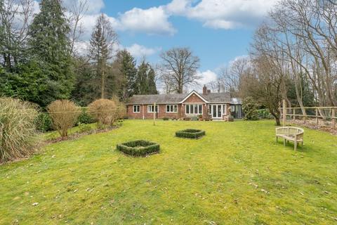 Yarmouth Road, Broome, Bungay 2 bed detached bungalow for sale