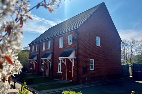 Kendall Close, Bury St. Edmunds 2 bed terraced house for sale