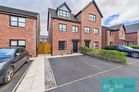 Highclove Lane, Manchester M28 3 bed semi