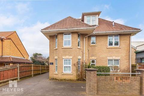 Belle Vue Road, Southbourne, BH6 2 bed apartment for sale