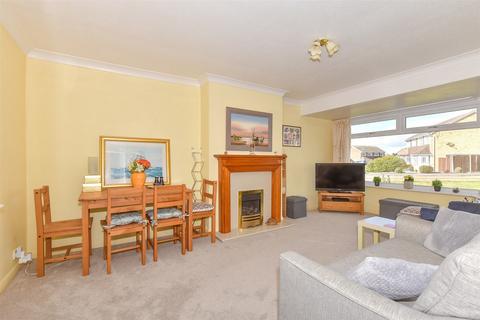 Sandpiper Road, Whitstable, Kent 2 bed semi
