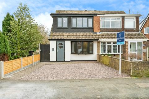 Telford Crescent, Greater Manchester WN7 3 bed semi