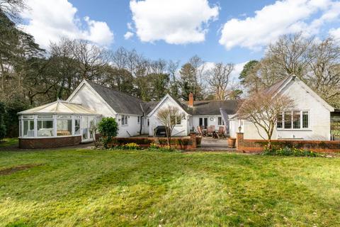 Old Wokingham Road, Wokingham RG40 4 bed detached house for sale