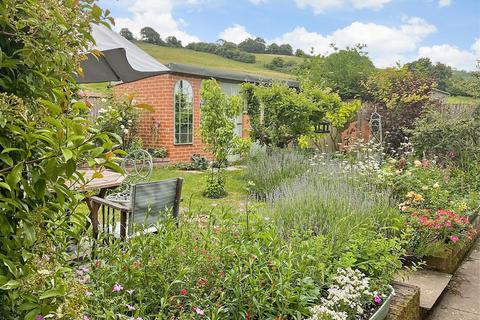 Maplescombe Lane, Farningham... 4 bed detached house for sale