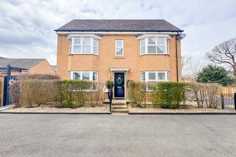 Oak Leaze, Patchway, Bristol, BS34 3 bed detached house for sale