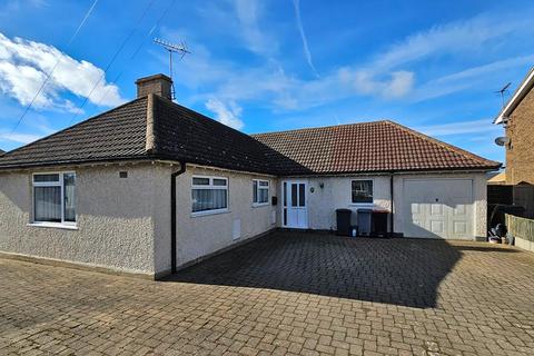 Greenhill Road, Herne Bay, CT6 7QW 3 bed detached bungalow for sale