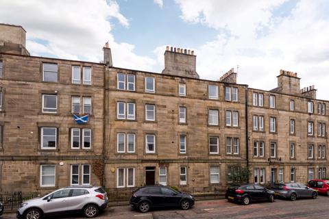 36 (3F3) Roseburn Street... 2 bed flat for sale