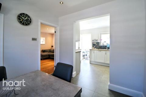 Fentum Road, Guildford 3 bed semi