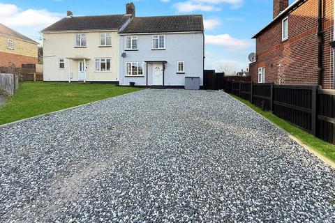 Mitchell Avenue, Halstead, CO9 3 bed semi