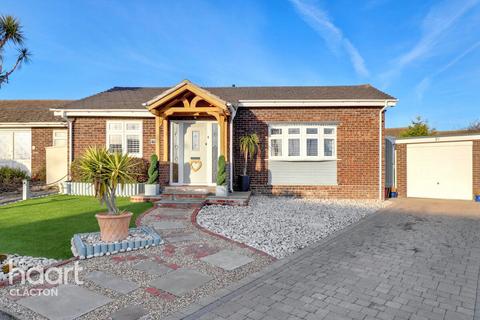 Great Harrods, Walton On The Naze 2 bed detached bungalow for sale