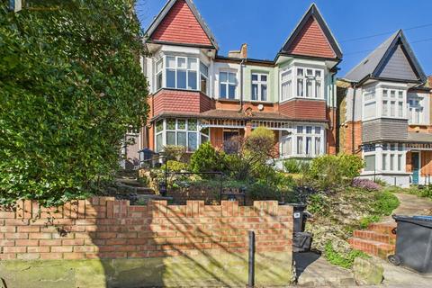 South Croydon CR2 4 bed semi
