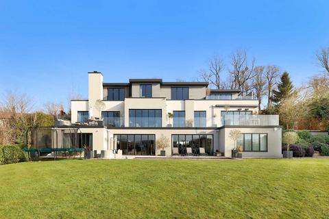 Harvest Hill, Bourne End, SL8 6 bed detached house for sale