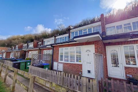 Park Drive Close, Newhaven 2 bed terraced house for sale