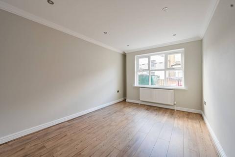 Flat, Lorne Court, a Lorne Road... 1 bed flat for sale