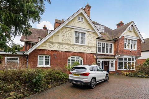 Langley Avenue, Surbiton 4 bed apartment for sale