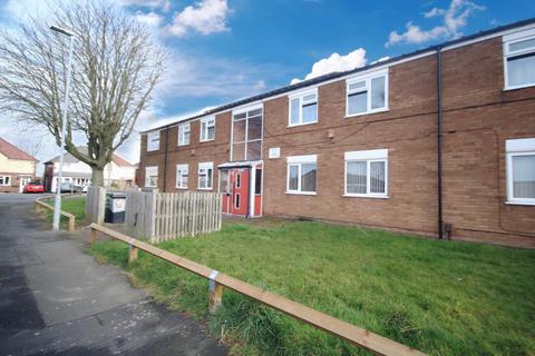 Windsor Grove, Walsall WS4 3 bed flat for sale