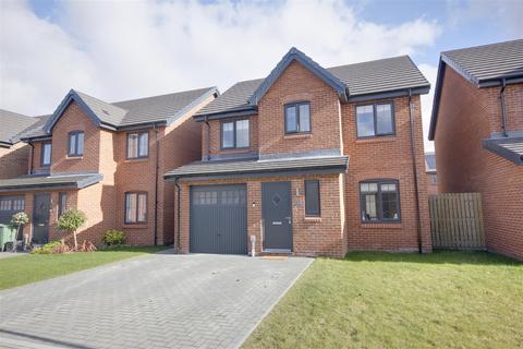 Etherington Field, Brough 4 bed detached house for sale