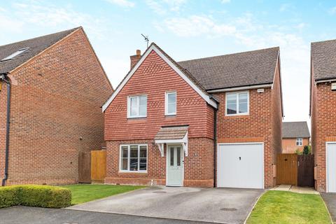 Riverside Gardens, Wolverhampton, WV8 4 bed detached house for sale