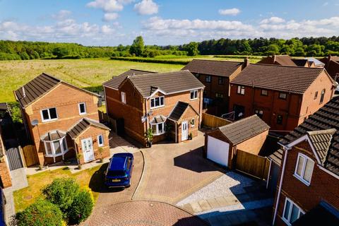 Emmery Close, Broughton, Brigg DN20 0SN 4 bed house for sale