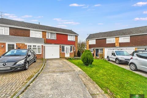 Parkfield Close, Crawley RH11 4 bed semi