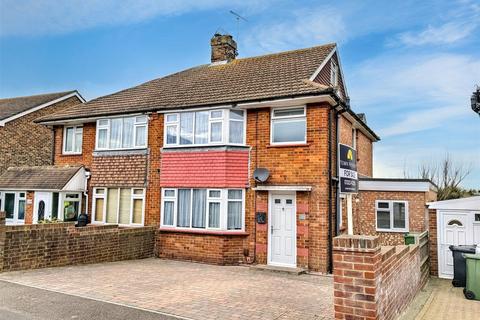Astaire Avenue, Eastbourne 4 bed house for sale