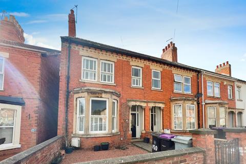 Harrowby Road, Grantham, NG31 5 bed end of terrace house for sale