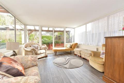 Lane End Road, Bembridge PO35 3 bed semi