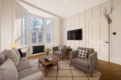 Old Ford Road, Bow 3 bed house for sale