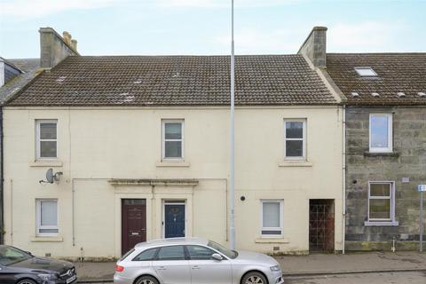 25 Elgin Street, Dunfermline, KY12 7SA 3 bed flat for sale