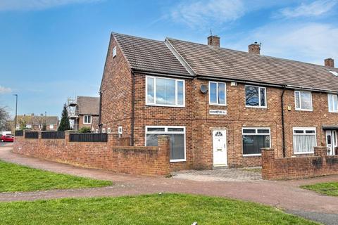 Mornington Avenue, Kenton, Newcastle... 4 bed semi