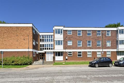 Oaklands Court, Somerstown 1 bed flat for sale