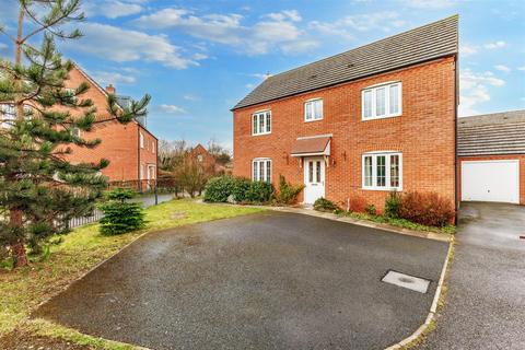 Cornflower Drive, Evesham WR11 4 bed detached house for sale