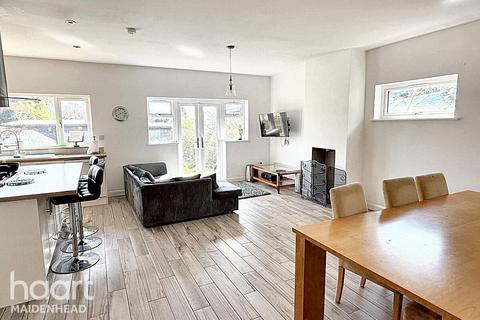 Edith Road, Maidenhead 5 bed detached house for sale