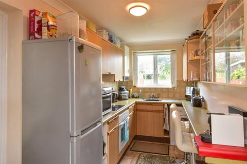 Warren Avenue, Woodingdean, Brighton... 3 bed semi