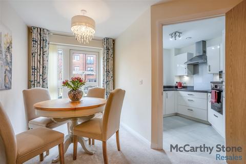 Balshaw Court Burlington Gardens... 1 bed apartment for sale