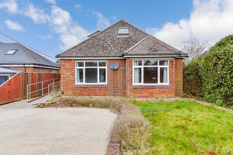 Pallance Road, Cowes PO31 4 bed chalet for sale