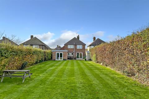 Cove Road, Rustington, West Sussex 4 bed detached house for sale