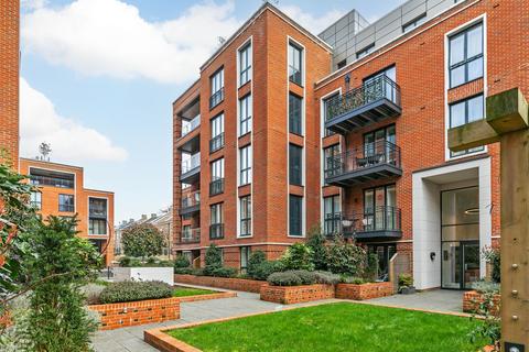 Fellowes Rise, Winchester, SO22 2 bed apartment for sale