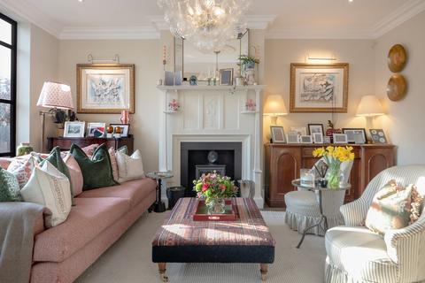Heathfield Road, Acton W3 4 bed semi