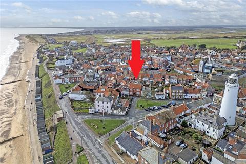 St. James Green, Southwold, Suffolk... 4 bed house for sale