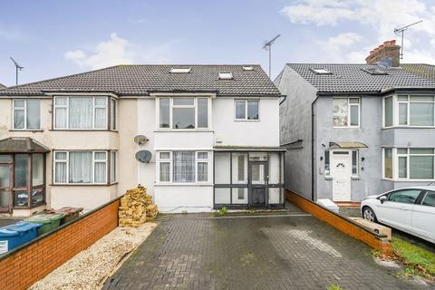 Eastcote Lane, Harrow, Middlesex 2 bed duplex for sale