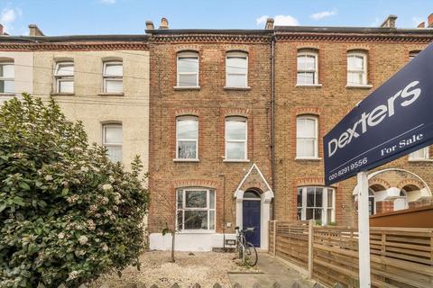 Beadnell Road, London SE23 2 bed flat for sale