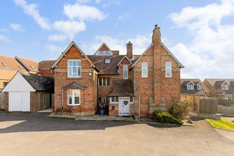 Church Lane, Figheldean, Wiltshire 5 bed detached house for sale