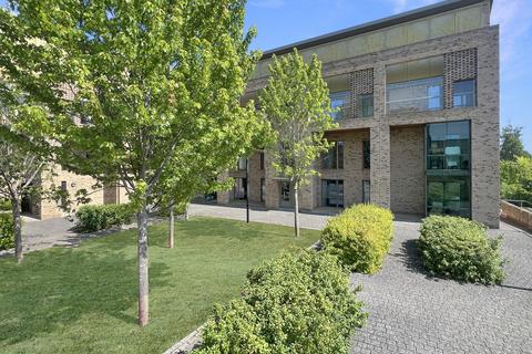 Cambridge CB2 2 bed flat for sale