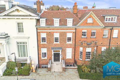Hampstead Manor, Kidderpore Avenue... 2 bed apartment for sale